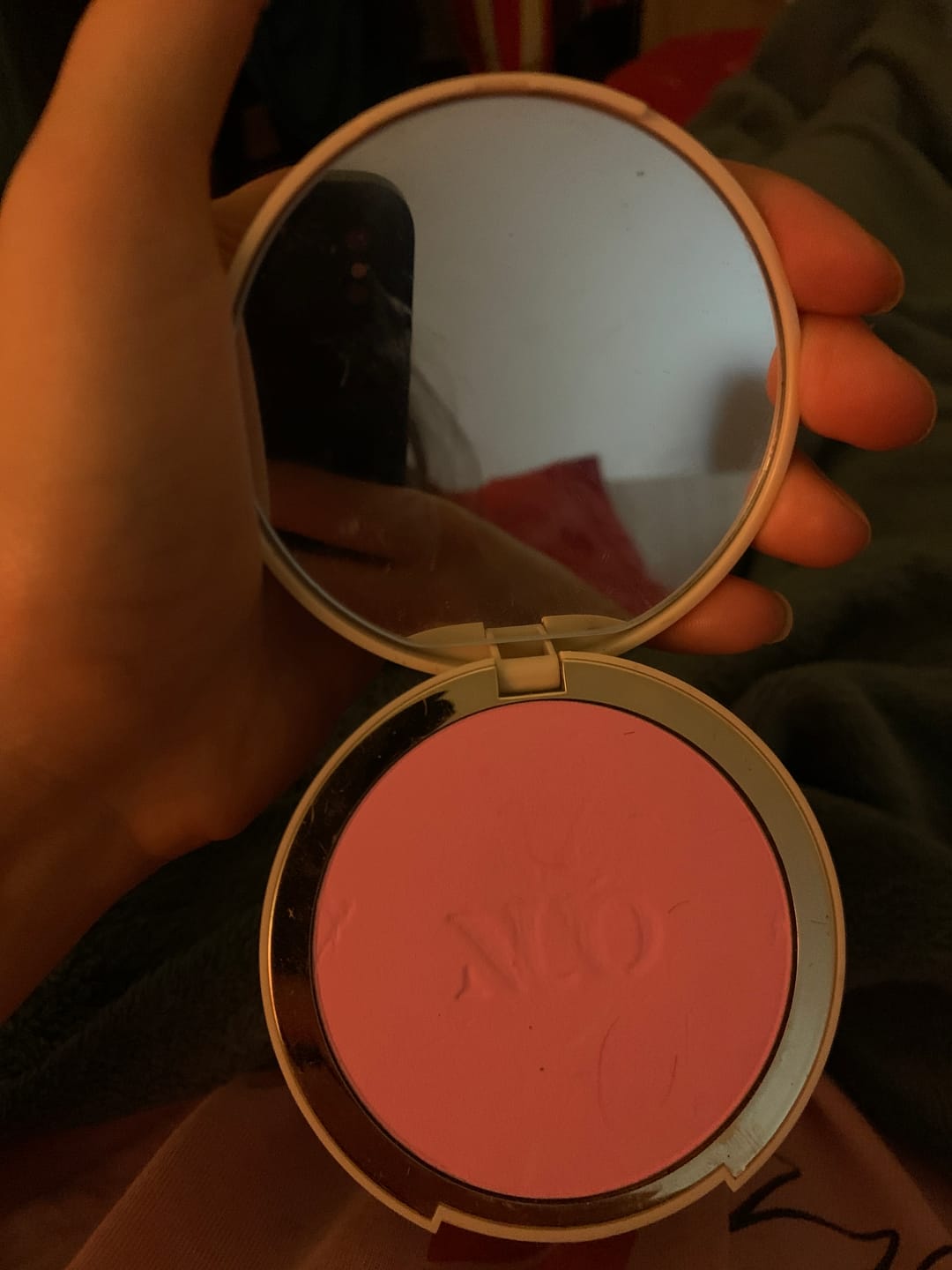 Customer photo review of Blush pudra cu efect de blurare