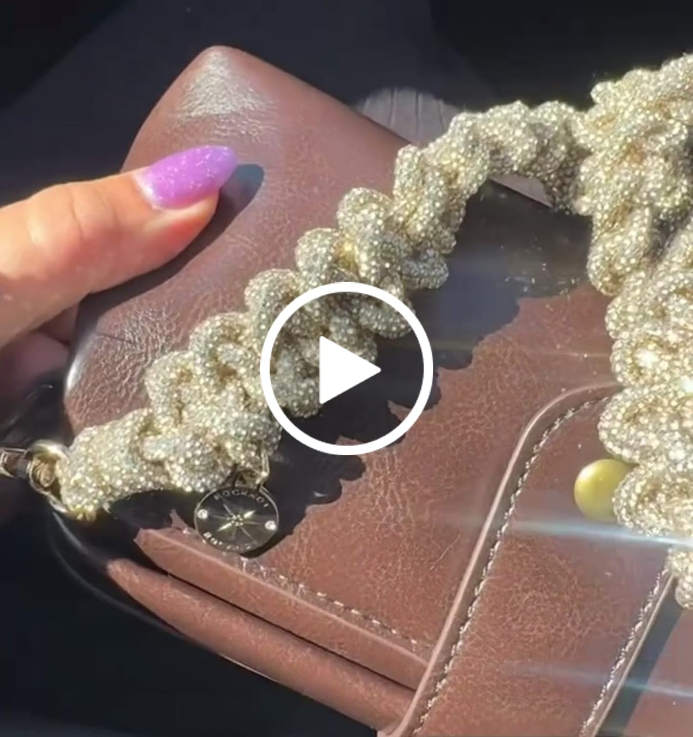 Customer video review of PETITE LACE STRAP - Champagne Bubbles