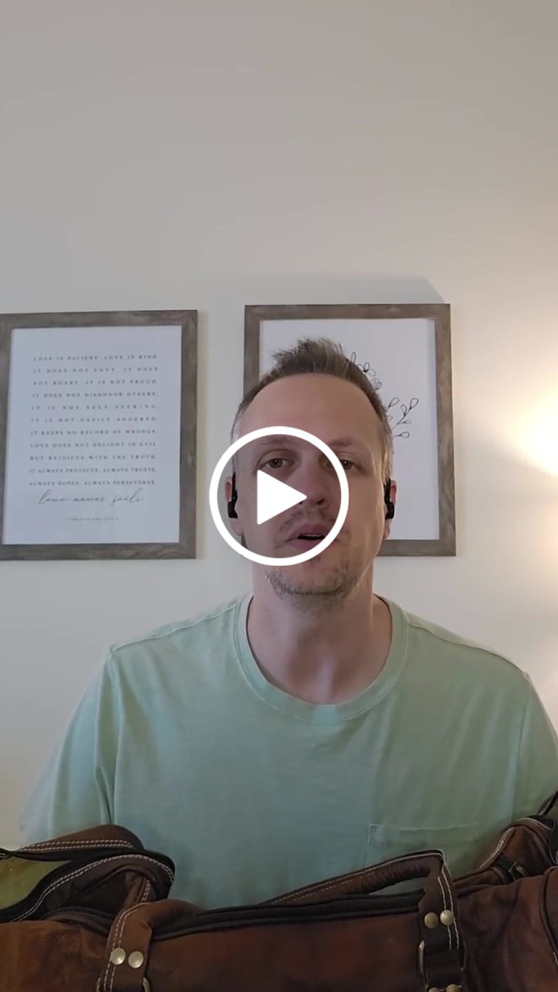 Customer video review of BOGO: Traveler Weekender Duffle Bag + FREE Toiletry Bag