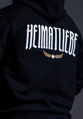 Customer photo review of Heimatliebe Statement - Hoodie - Black