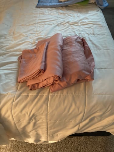 Customer photo review of TENCEL Eucalyptus Cooling Bed Sheet Set