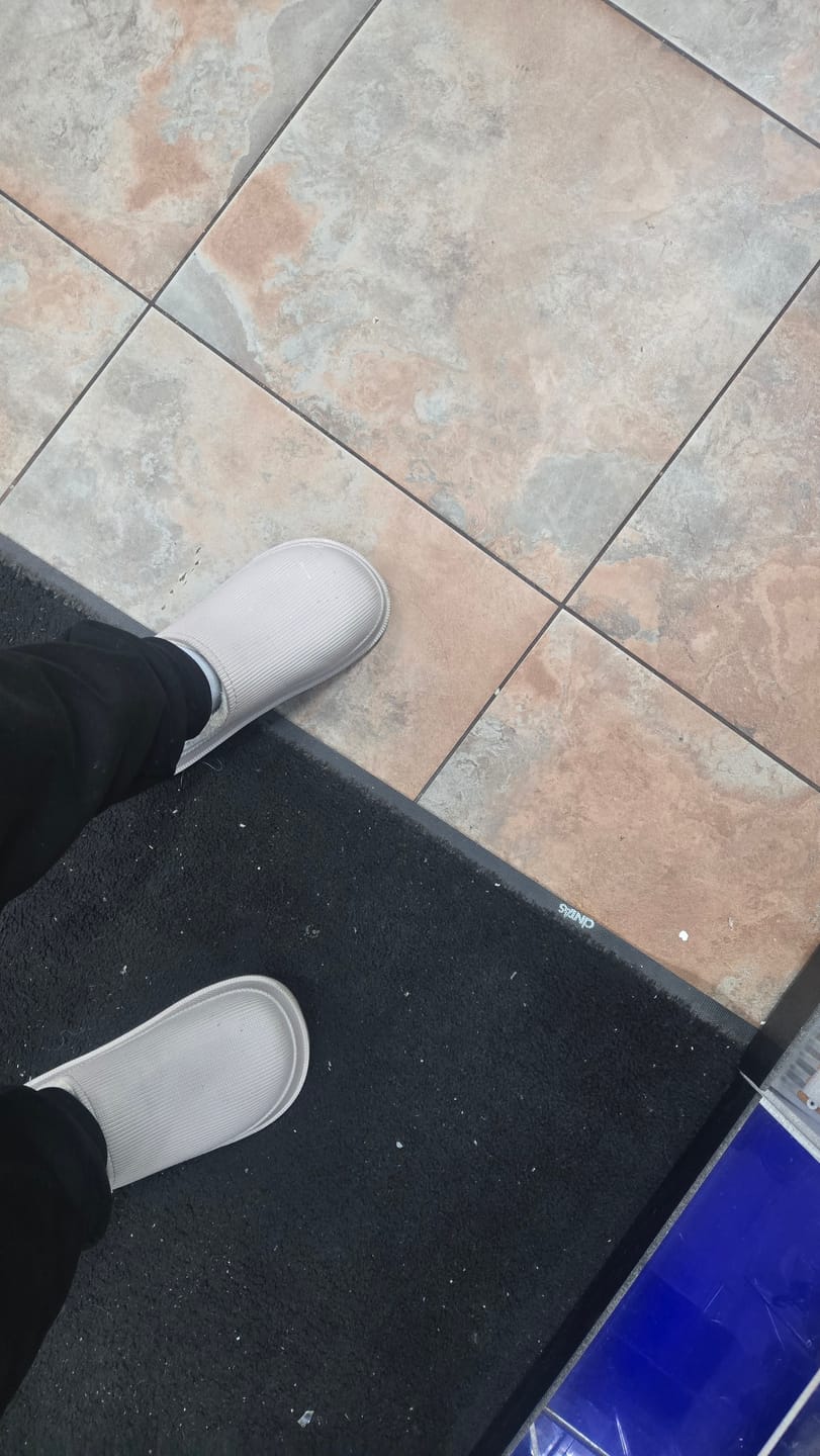 Customer photo review of Cloud Slides - Cushioned Fur-Lined Clogs