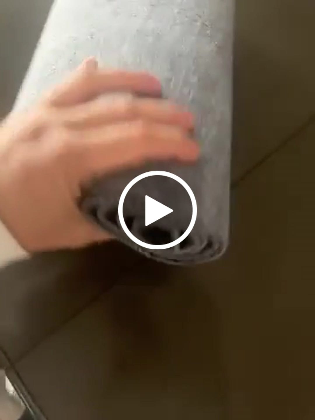 Customer video review of Multifunctional Cat Scratching Carpet