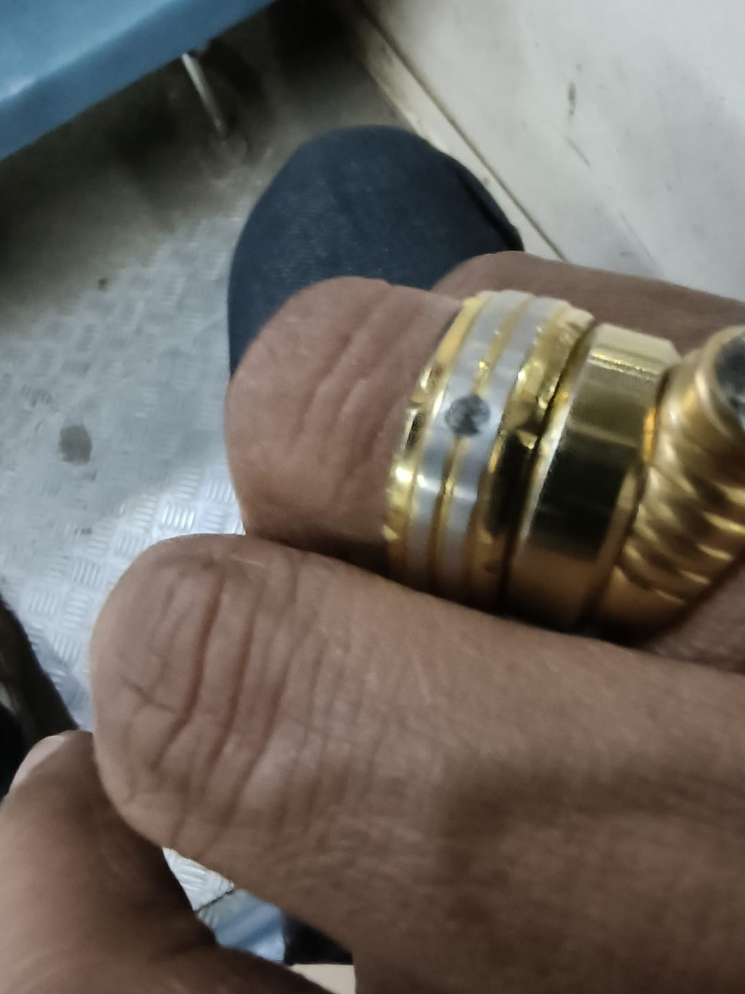 Customer photo review of Dune Line Textured Ring