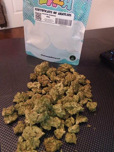 Customer photo review of White Widow - 28 Grams - Hybrid