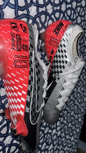 Customer photo review of Nike Mercurial Vapor 13 Elite FG Neymar Jr