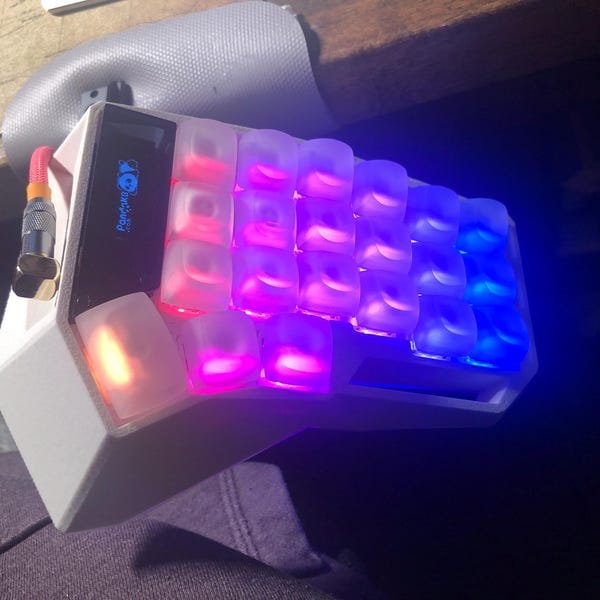Customer photo review of DES Keycap Set