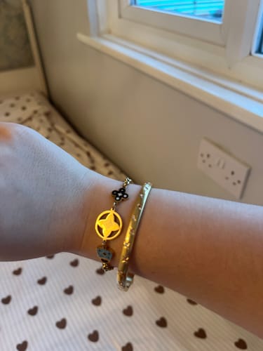 Customer photo review of Amelia Pink Gold Star Bangle