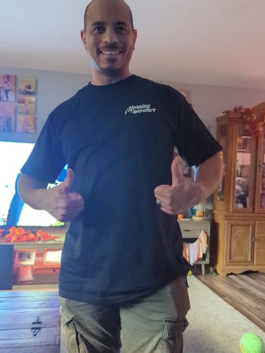 Customer photo review of NEVER GIVE UP (LIMITED EDITION) TEE