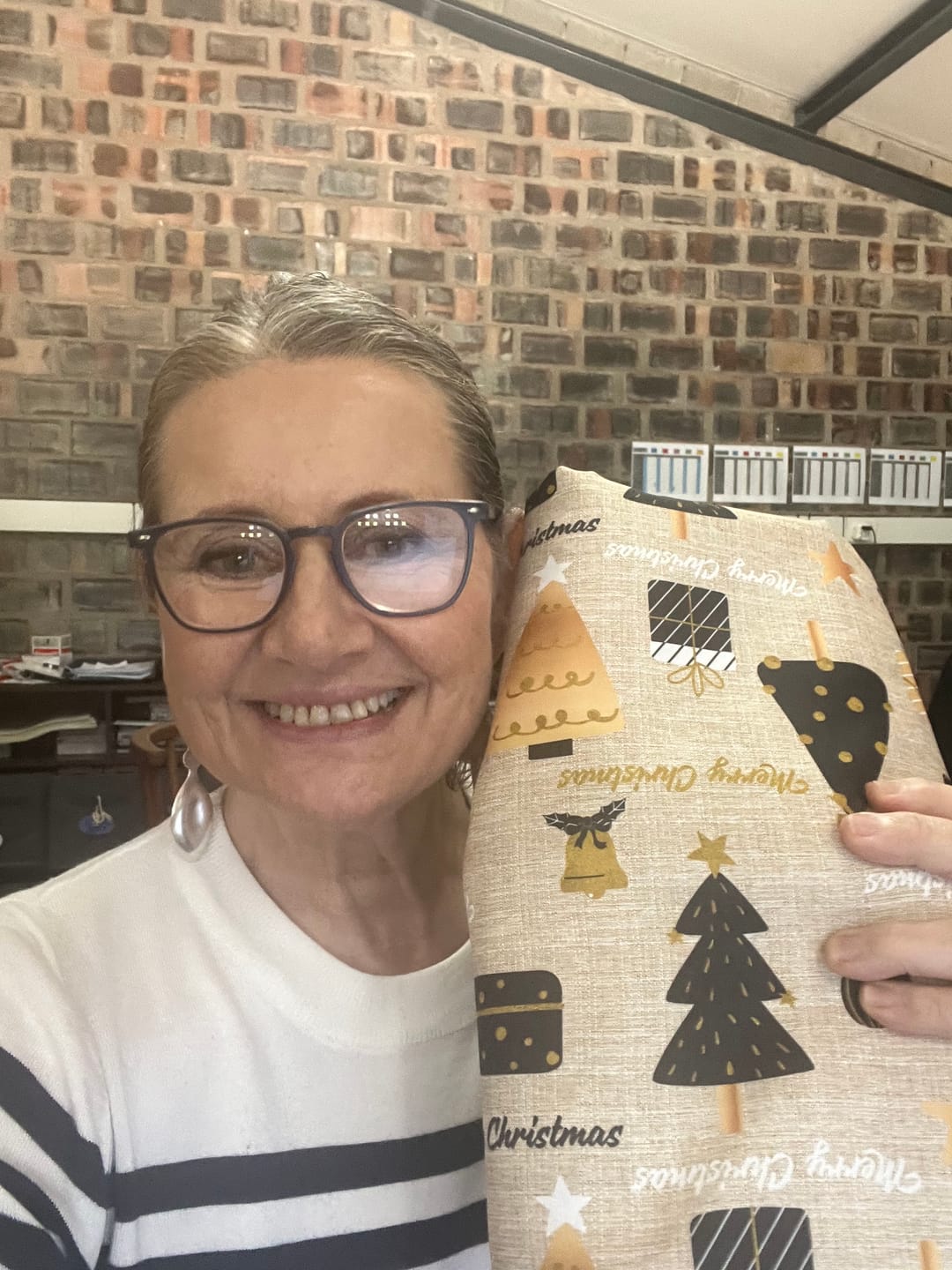 Customer photo review of Christmas Printed  Mini Matt Golden Gift Boxes