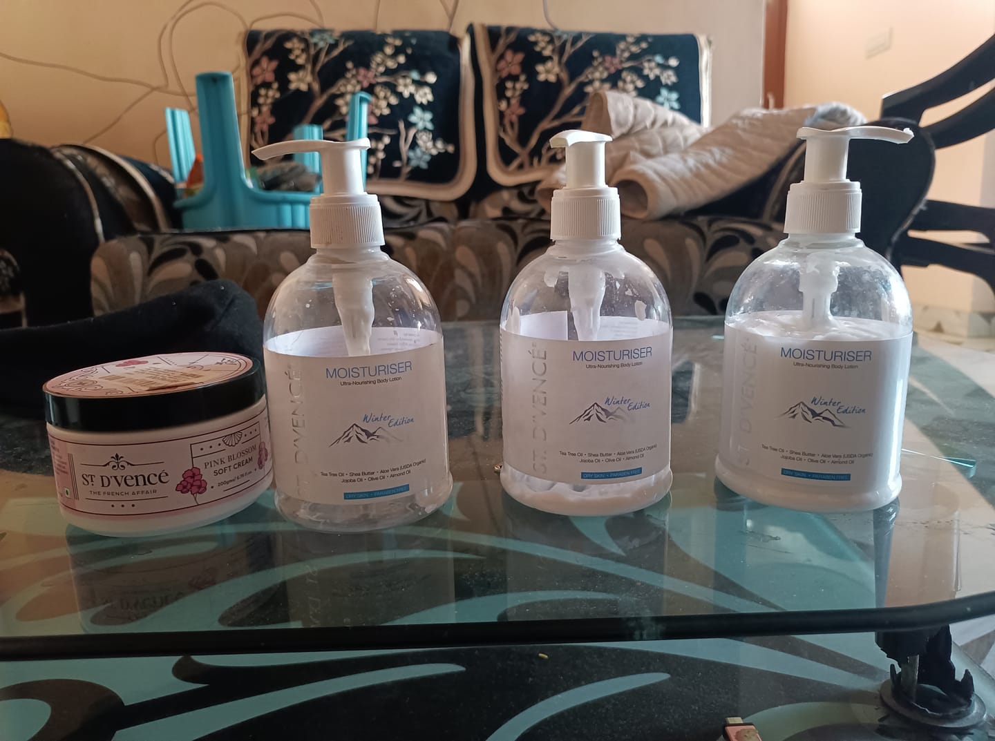 Customer photo review of The Winter Edition Body Lotion with Tea Tree Oil & Shea Butter