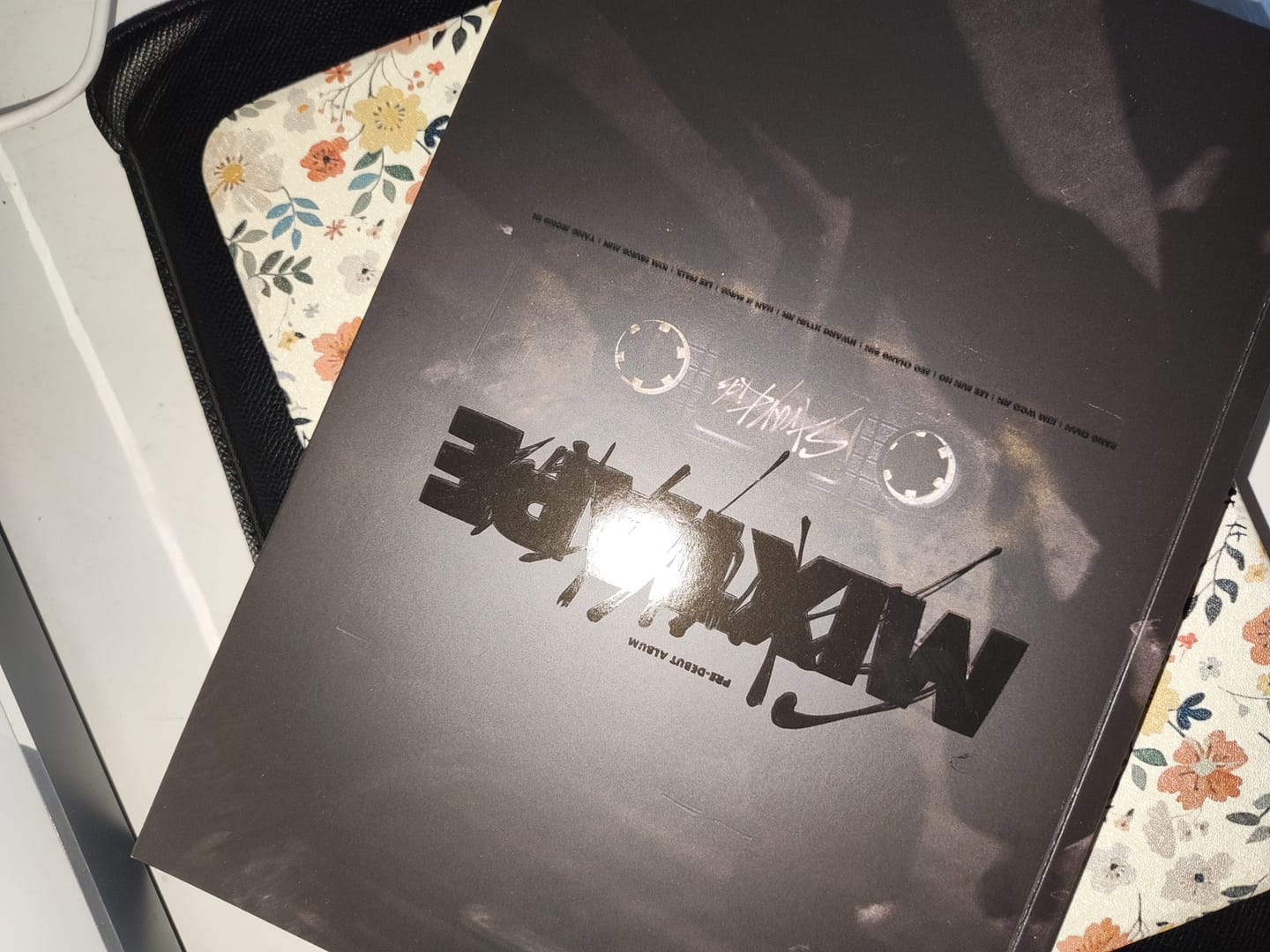 Customer photo review of STRAY KIDS - DEBUT ALBUM [MIXTAPE]