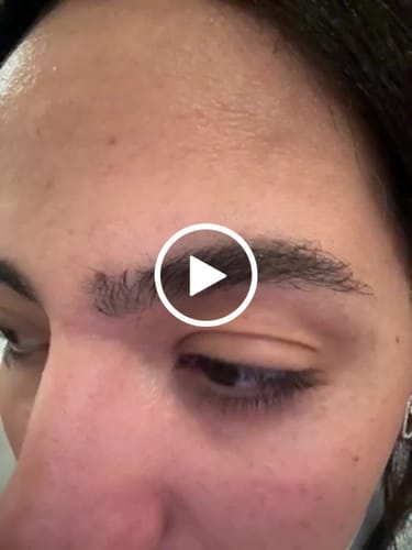 Customer video review of سيروم الرموش و الحواجب من فايف لاب - 10ج