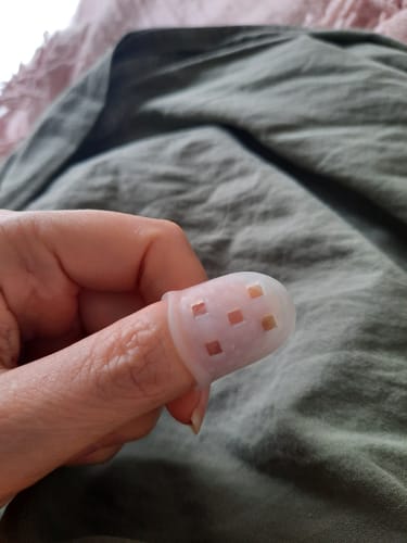Customer photo review of Picky Finger Protectors - Set of 10 - Kaiko Picking Support & Protection