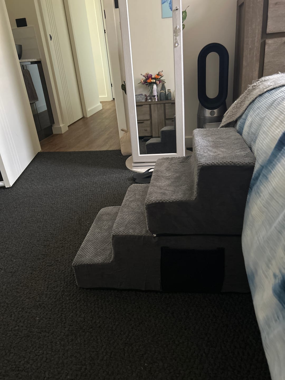 Customer photo review of Non-Slip Foam Pet Stairs