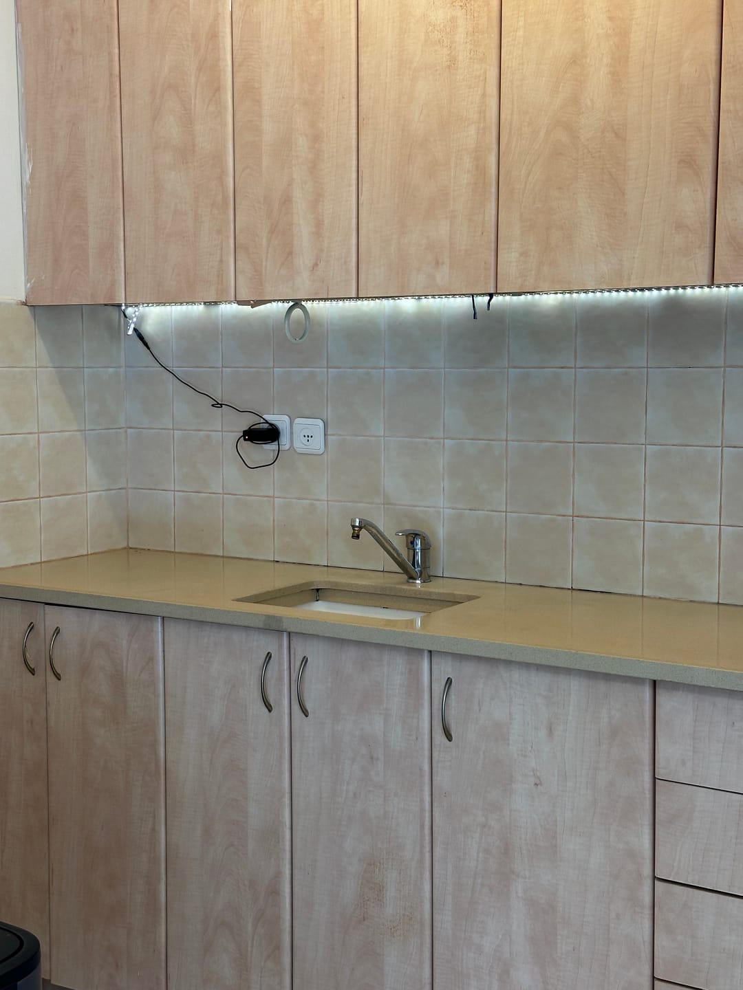 Customer photo review of ערכה לחידוש משטחי עבודה ושיש HOME Countertop Coating