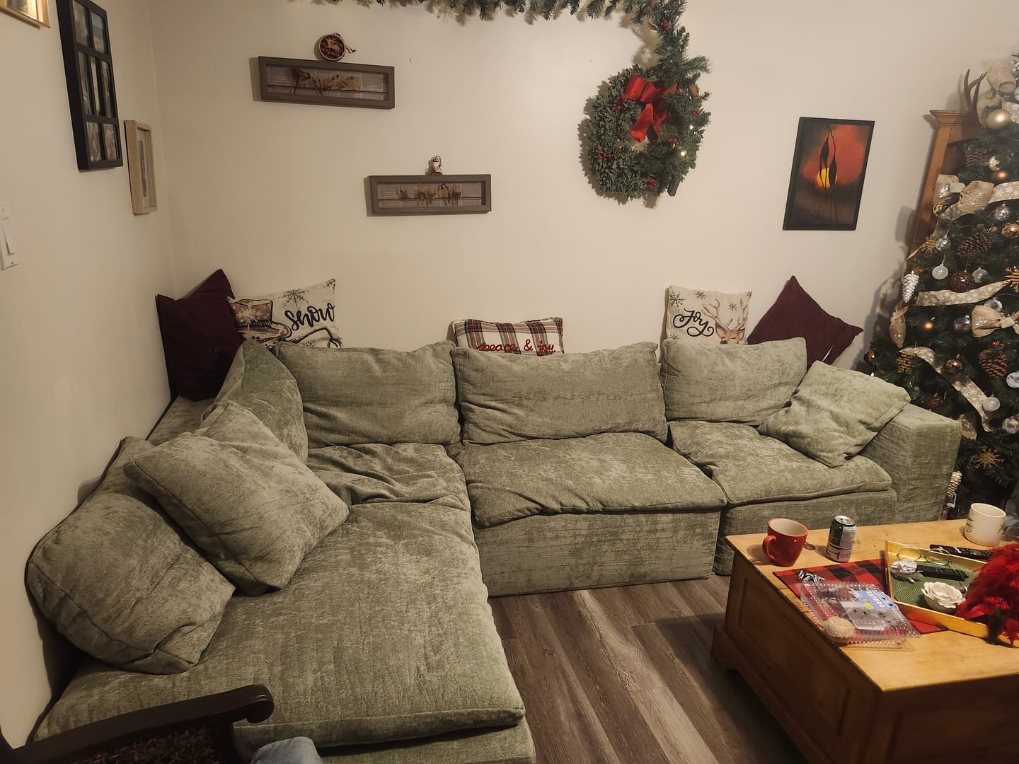 Customer photo review of R4 Sectional Sofa