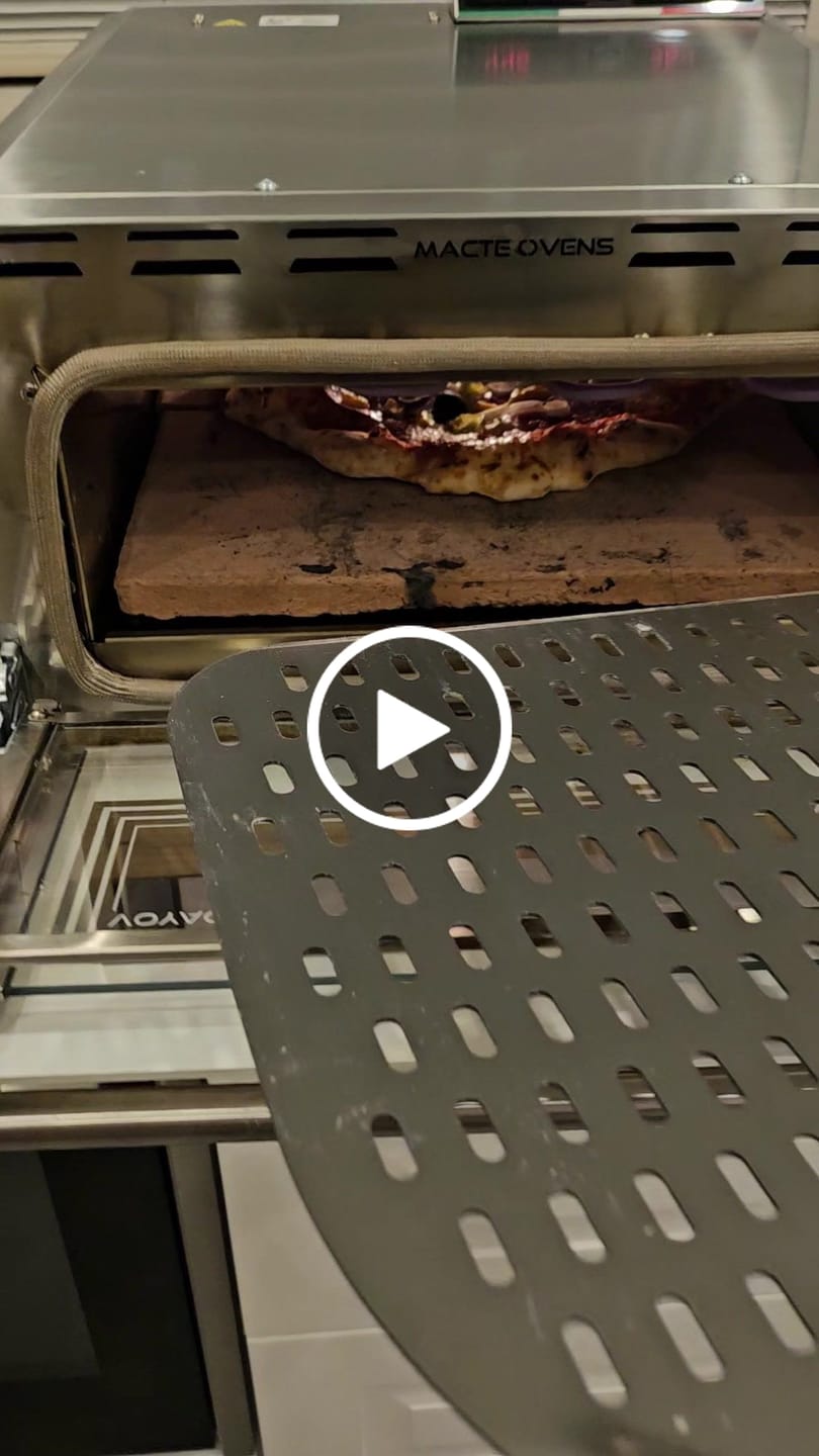 Customer video review of Macte Ovens Voyager TWIN ADVANCED| Forno pizza elettrico