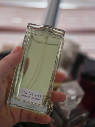 Customer photo review of M562 Inspirado en: La Belle Flower Edition - Jean Paul Gaultier