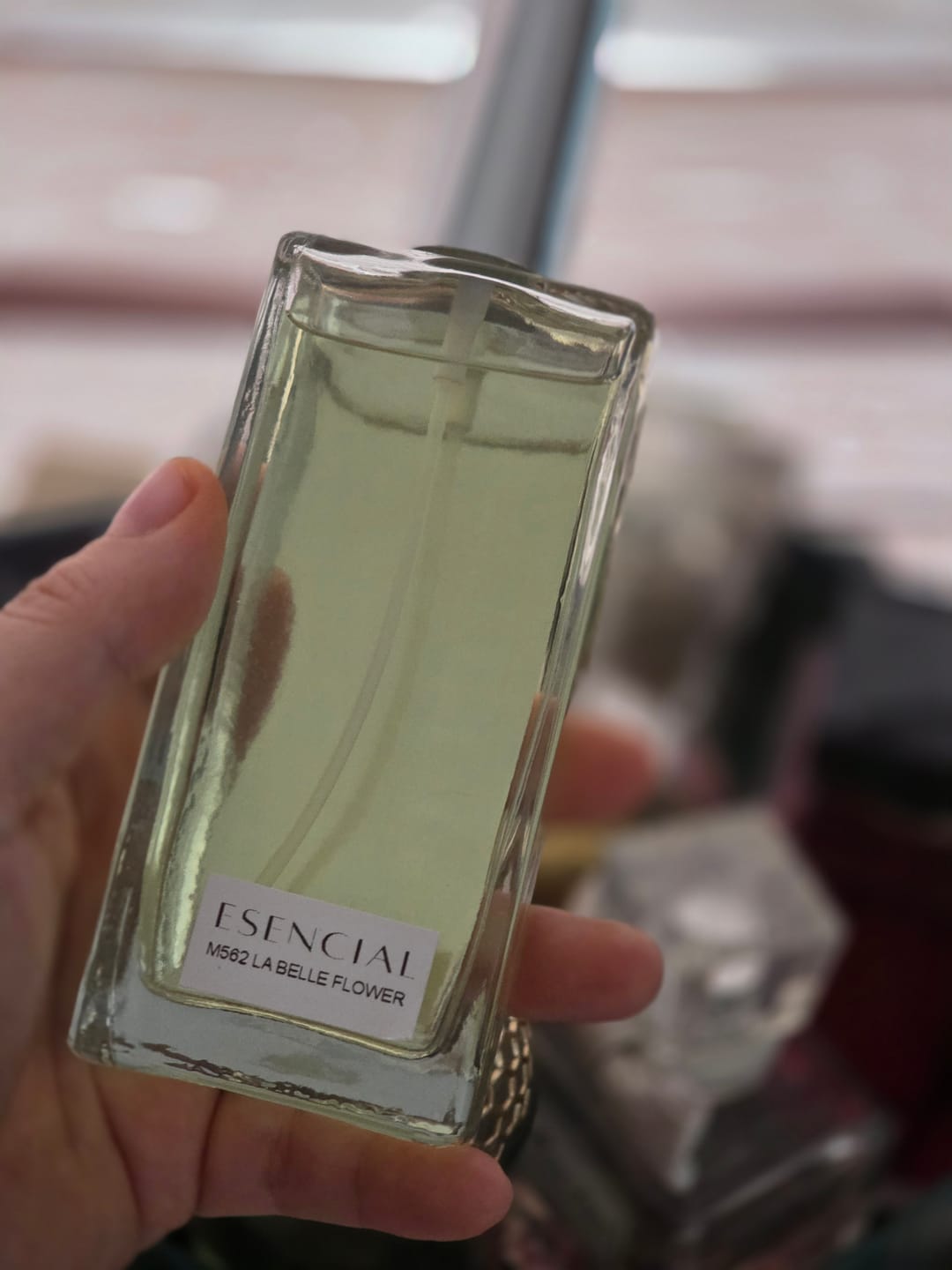 Customer photo review of M562 Inspirado en: La Belle Flower Edition - Jean Paul Gaultier