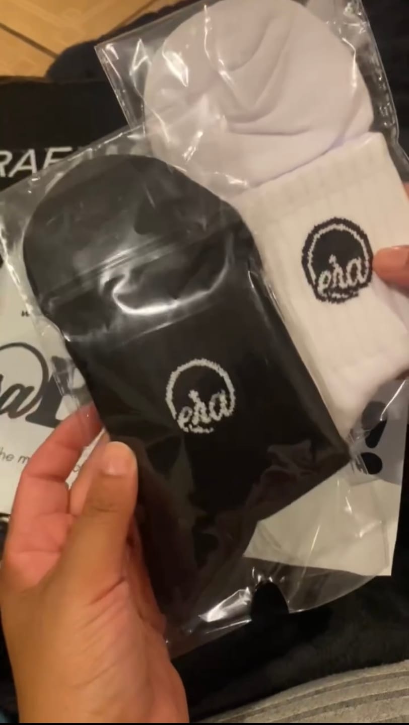 Customer photo review of Era Everyday Socks Mixed Set (4 Pairs)