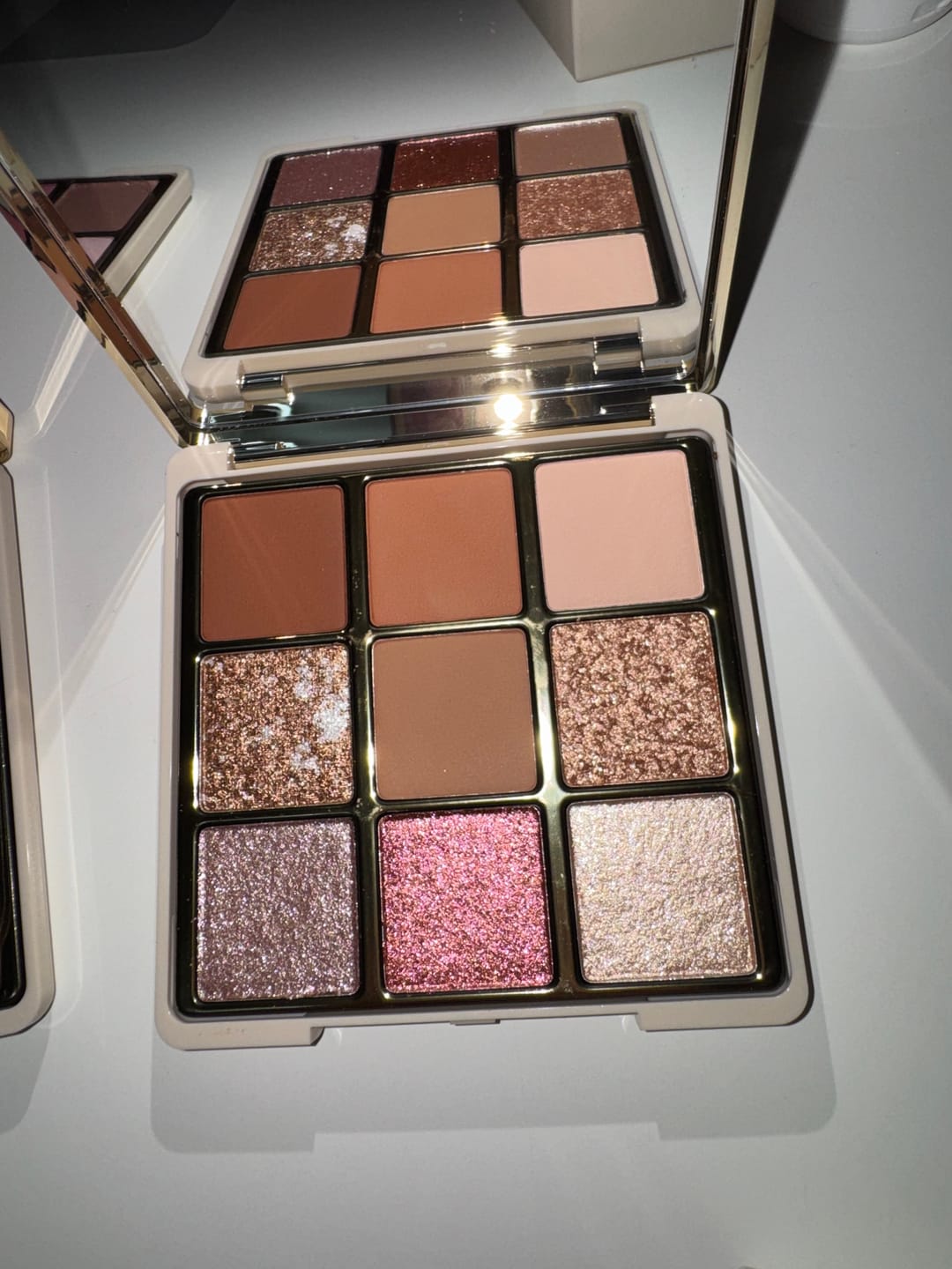 Customer photo review of Paleta de machiaj