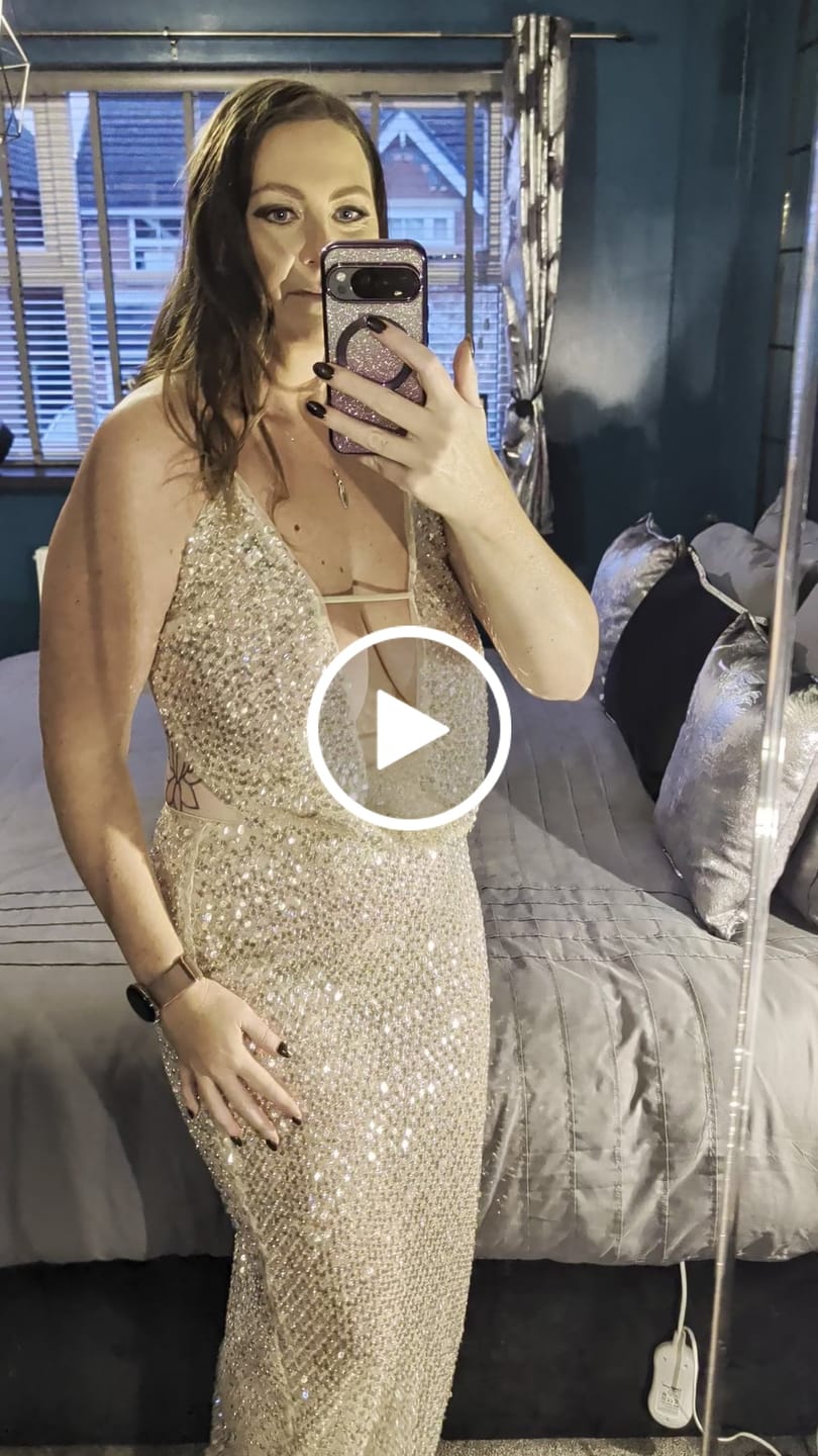 Customer video review of CRYSTAL QUARTZ MAXI SKIRT