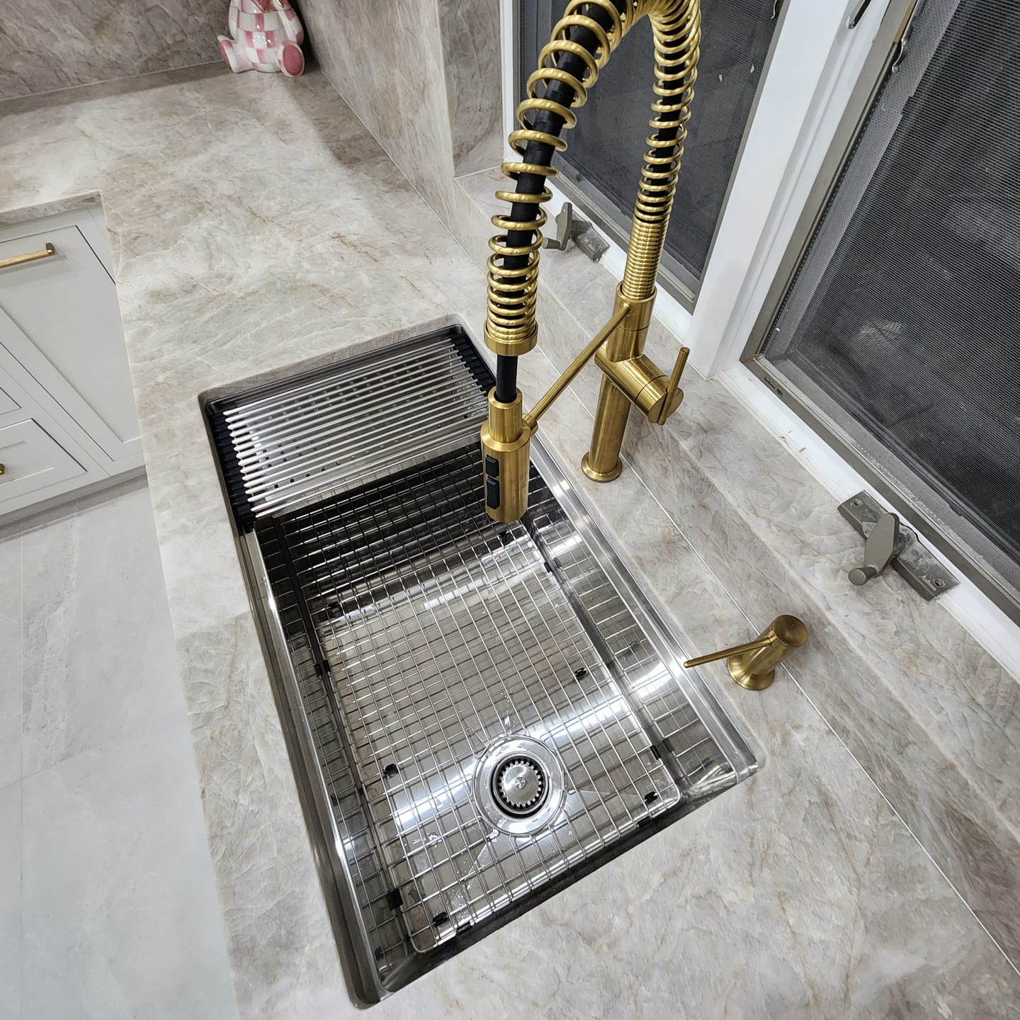 Customer photo review of 33" Undermount Workstation Sink – 16 Gauge Stainless Steel Single Bowl – 10" Deep – Reversible – Seamless Drain (5LS33c-10)