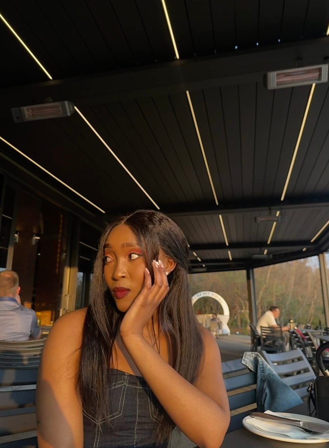 Customer photo review of Brazilian Lace Front Wig KINKY STRAIGHT