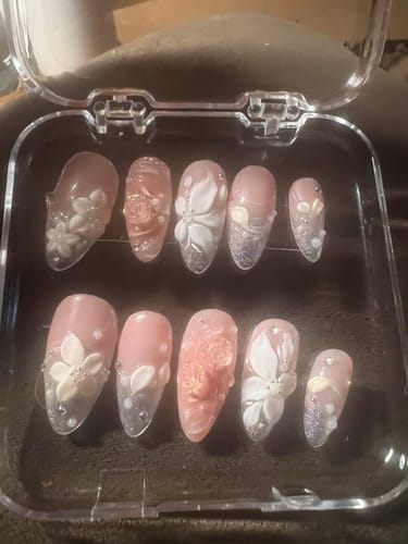 Customer photo review of Gloriana