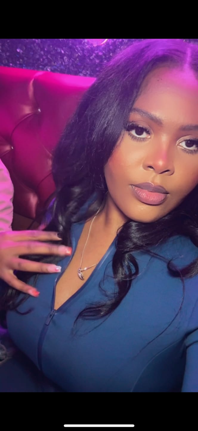 Customer photo review of Light Yaki Human Hair Bundles Natural Color