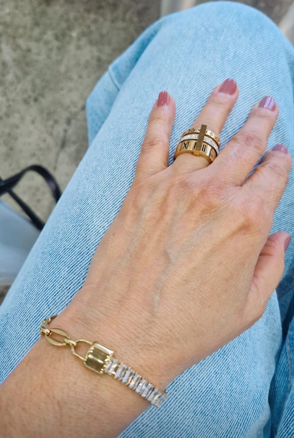 Customer photo review of Pulseira Lock Riviera Baguete Banhado em Ouro 18K