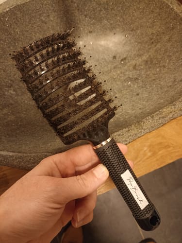 Customer photo review of UNE BROSSE DÉMÊLANTE - FORMAT VOYAGE