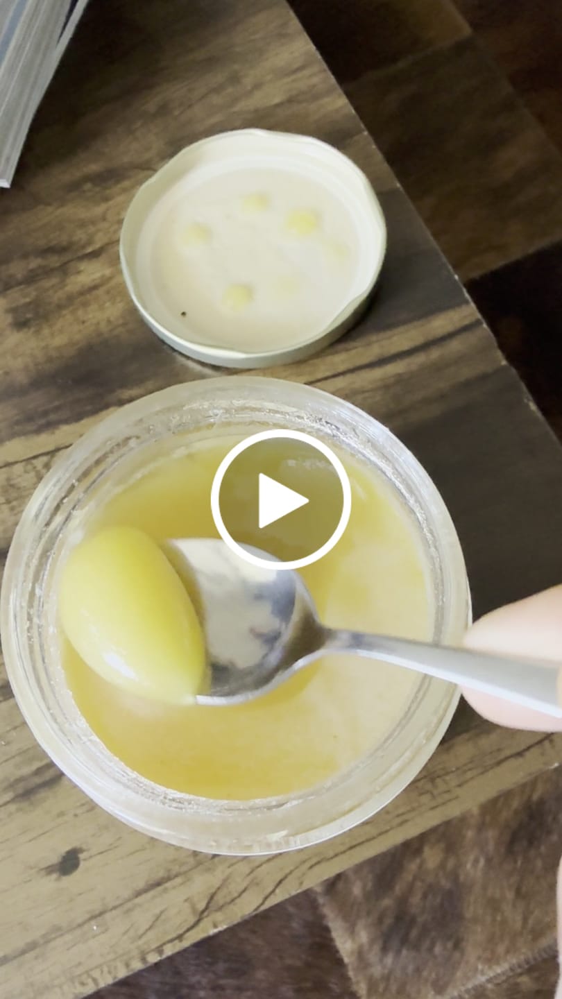 Customer video review of Miel de Ulmo 515 grs