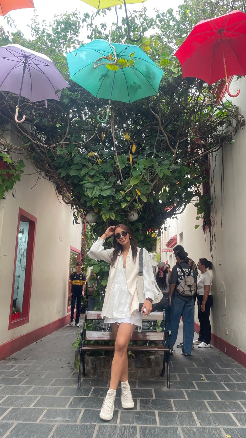 Customer photo review of Zapatillas Converse Chuck Taylor Move Hi Platform Beige
