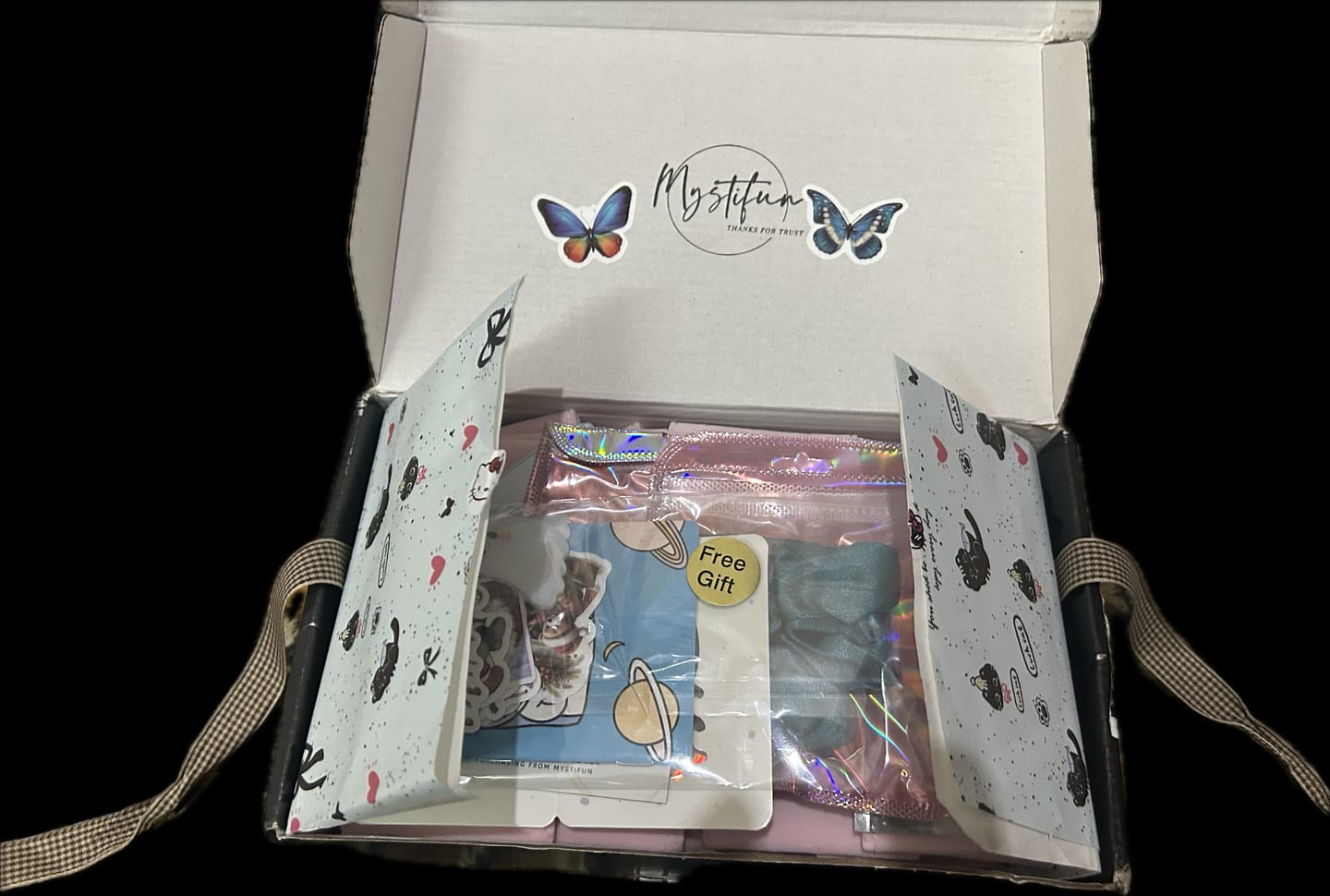 Customer photo review of A-Mystery Necklace Blind Bags – 1–5 Surprise Fashion Necklaces & Jewelry Gifts | High-Quality Sterling Silver Options