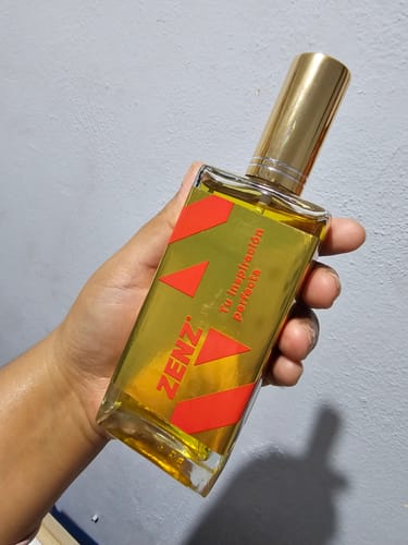 Customer photo review of Perfume Tendencia U KHAMRAH LATTAFA NUEVO SEPTIEMBRE 2024 zenz