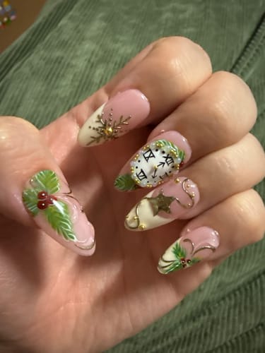 Customer photo review of Holly Jolly