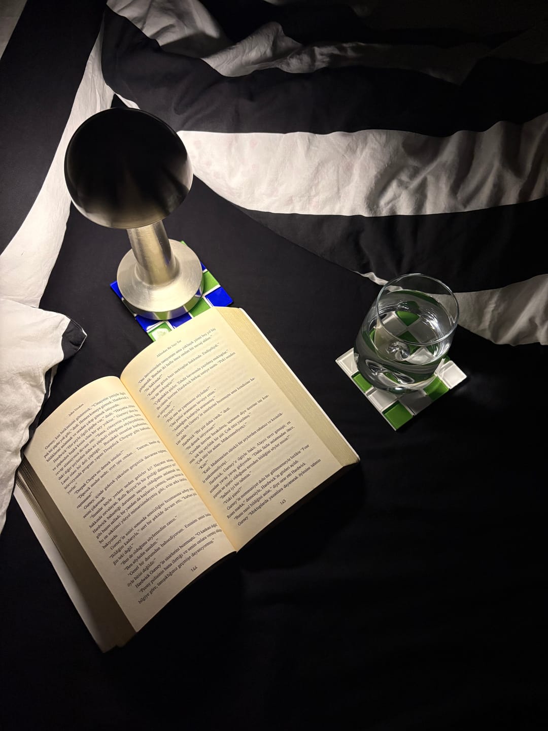 Customer photo review of Cozy Home Mono Çift Kişilik Lastikli Çarşaflı Nevresim Takımı Code Siyah