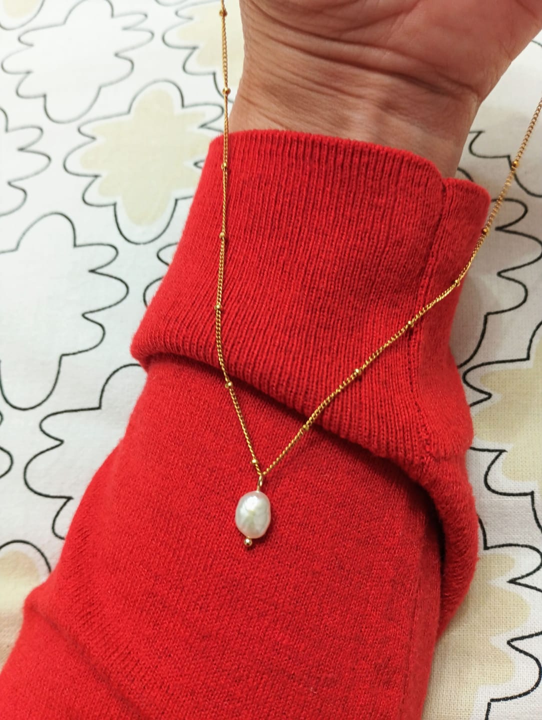 Customer photo review of Collar Perla de Gota
