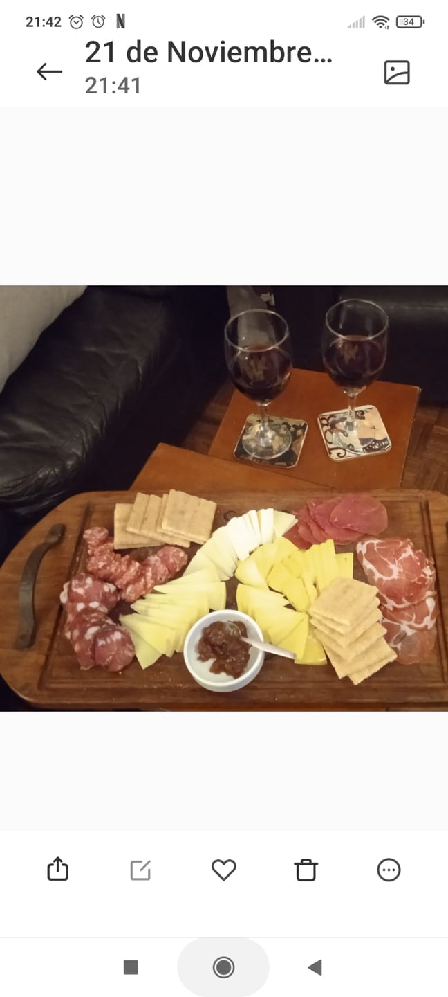 Customer photo review of Combo Charcutería