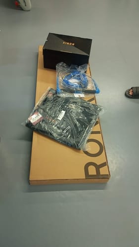 Customer photo review of Ronix Wakeboards - Parks Modello 2025  Midnight Metallic