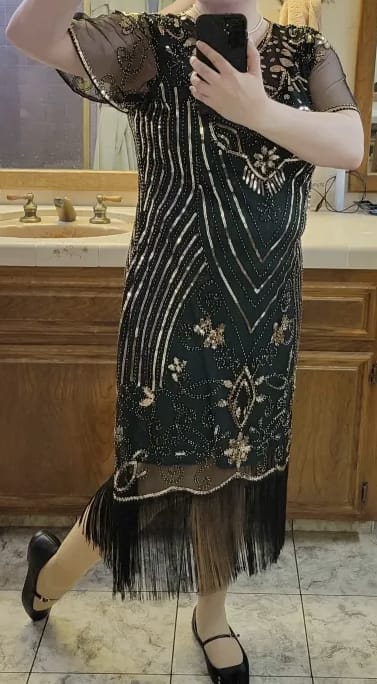 Customer photo review of Plus Size Halle Flapper Dress - Green