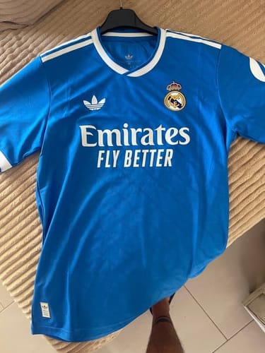 Customer photo review of Camiseta Real Madrid Third 25/26 Jugador