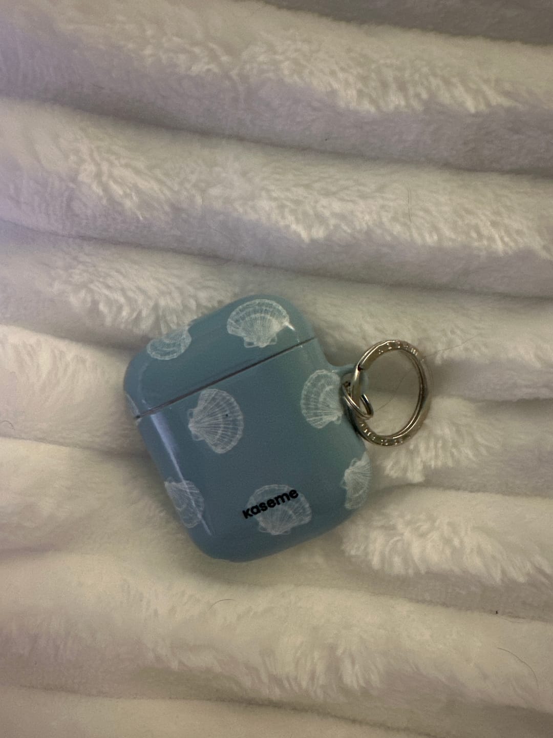 Customer photo review of Bondi Beach Blue AirPods Case