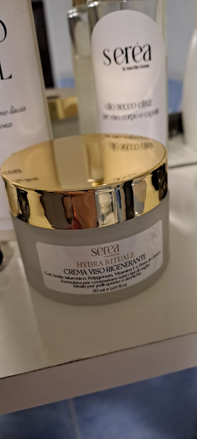 Customer photo review of Crema Viso Serèa – Hydra Rituale