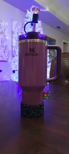Customer photo review of BLACK GARDEN- Tumbler Handle Charm