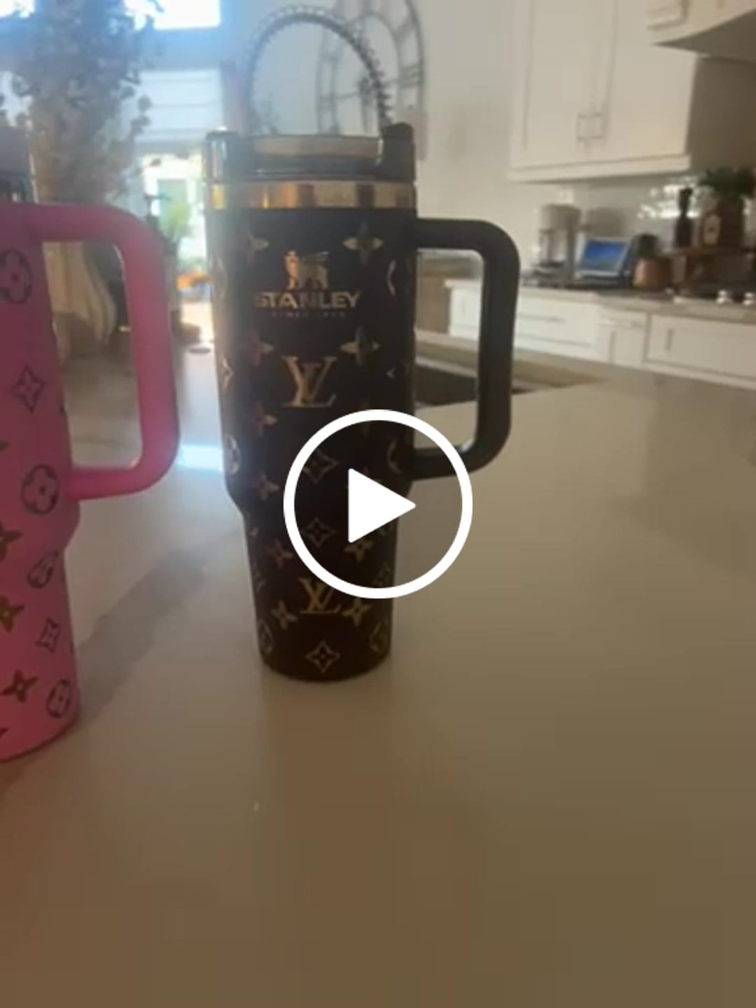 Customer video review of Designer Holographic In-Car Insulated Cup 40 OZ