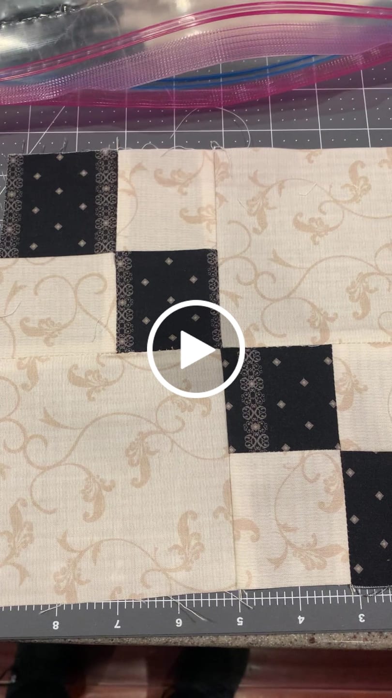 Customer video review of Beginner Block Of The Month - Petal Path Sunshine Blooms (54.5" x 68")