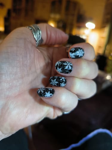 Verena P. review of UV Gel: Midnight Snow image 1 out of 1